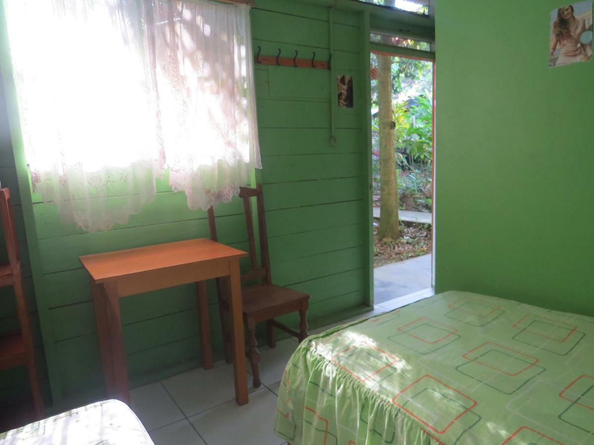 Tambopata Hostel Bambu 푸에르토말도나도 외부 사진