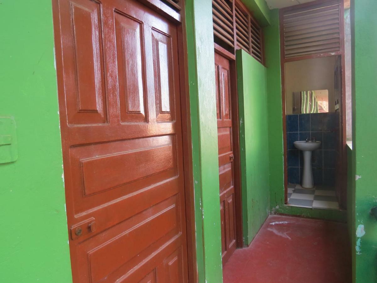 Tambopata Hostel Bambu 푸에르토말도나도 외부 사진