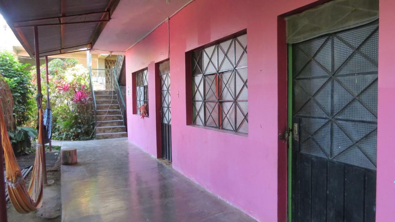 Tambopata Hostel Bambu 푸에르토말도나도 외부 사진