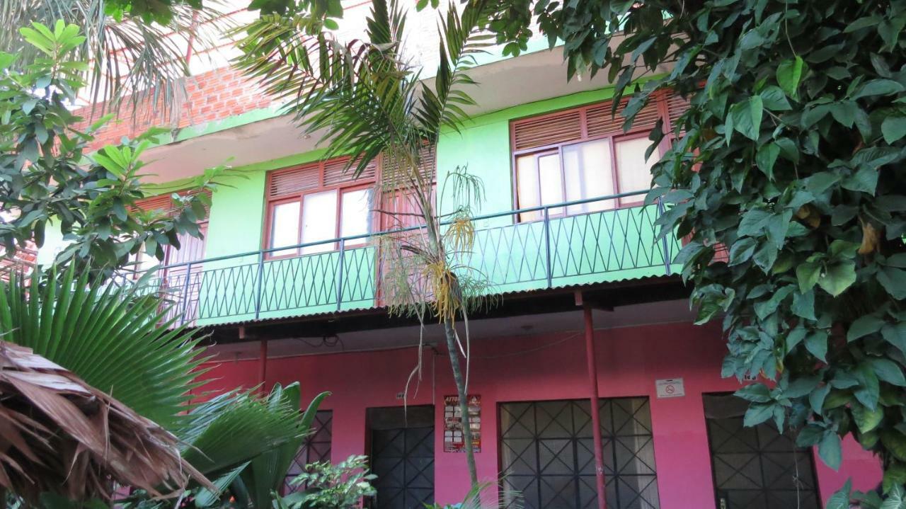 Tambopata Hostel Bambu 푸에르토말도나도 외부 사진